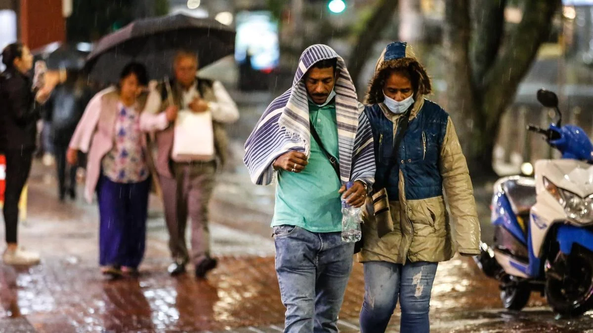 Colombia Faces Severe Weather Alert: Intense Rains and Tropical Storm Activity Expected During Holiday Weekend