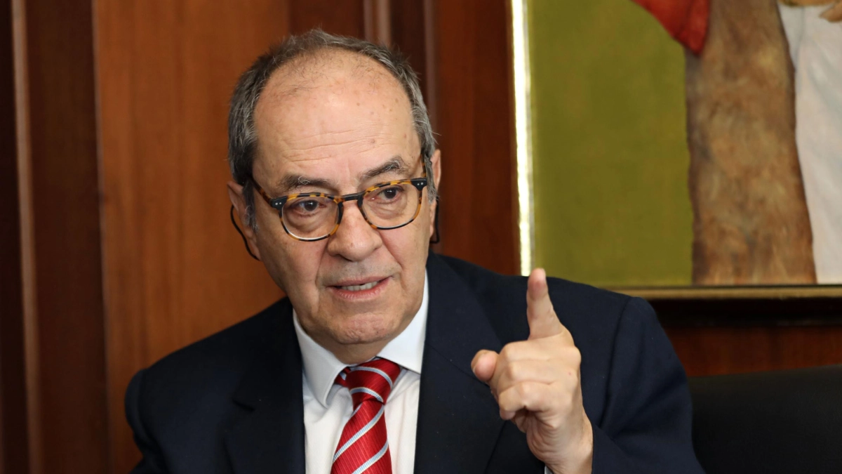 The Hidden Erosion: A Deep Dive into Colombia’s Economic Crossroads with César Giraldo