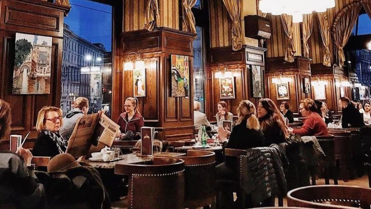 Beyond the Palaces: Inside Vienna’s UNESCO-Recognized Café Culture and Historic Taverns