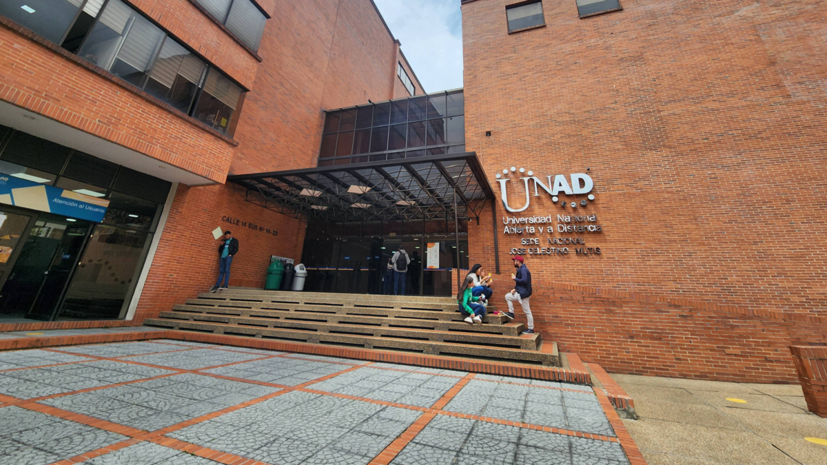 The Great Academic Pivot: How Virtual Learning and Technical Training Are Reshaping Higher Education in Colombia